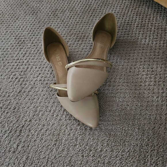 Shoes - Picture 3 of 3